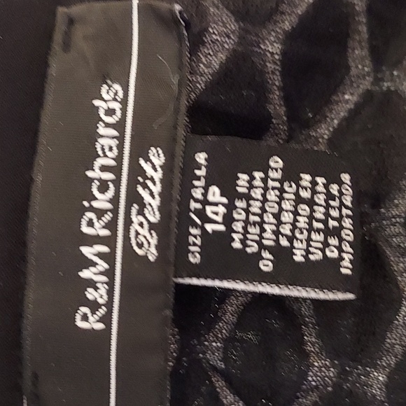 R & M Richards Petite Black and White Geometric Wave Pattern Wide Strap Dress 14 - Picture 6 of 8